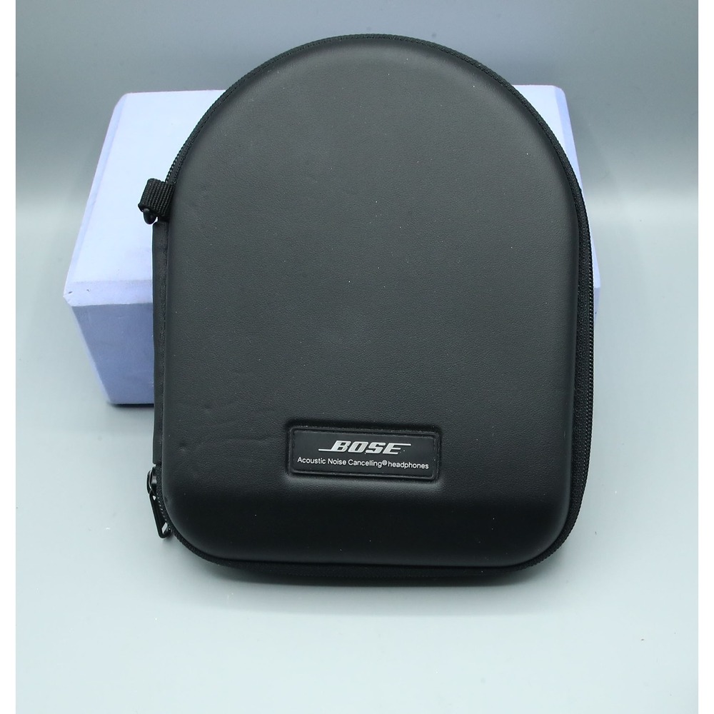 Bose QC3 Headphones Carry Case Black with Adapters